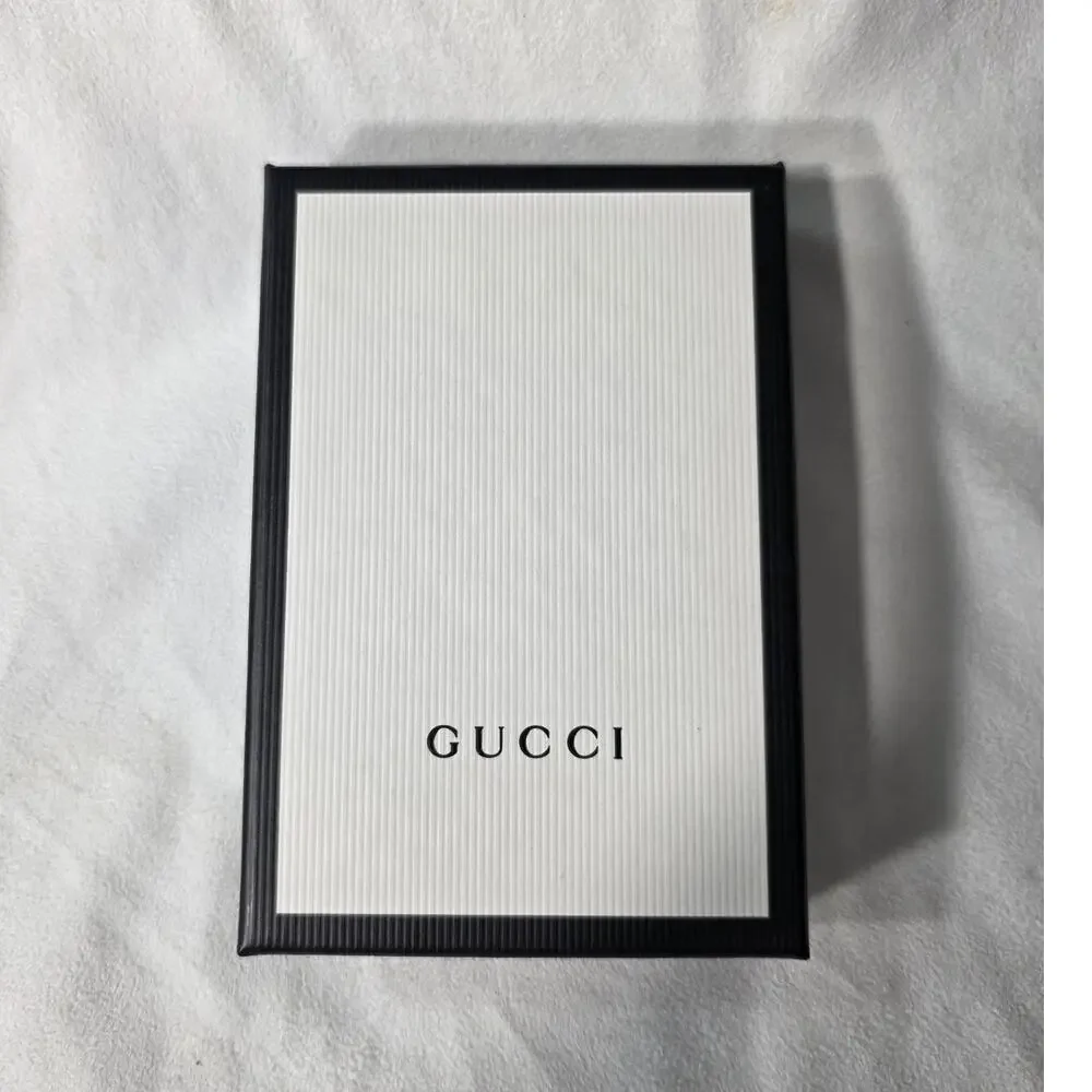 Gucci GG Marmont Taupe Chevron Leather Credit Card Holder Wallet, Dust Bag & Box - Picture 16 of 16